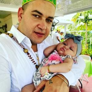 Meet your Posher, Robearya